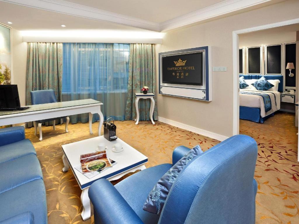 Emperor Hotel Макао Екстериор снимка