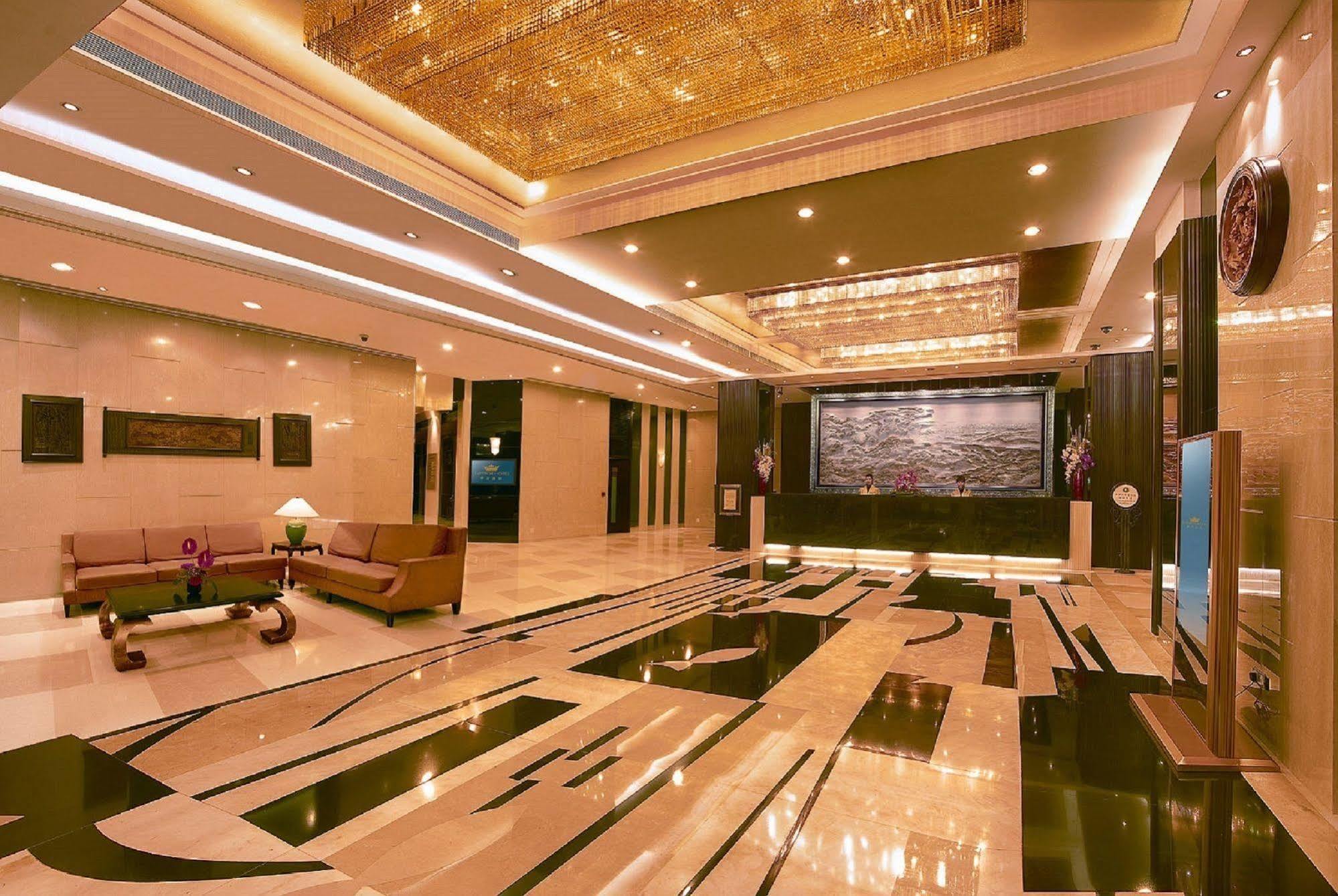 Emperor Hotel Макао Екстериор снимка